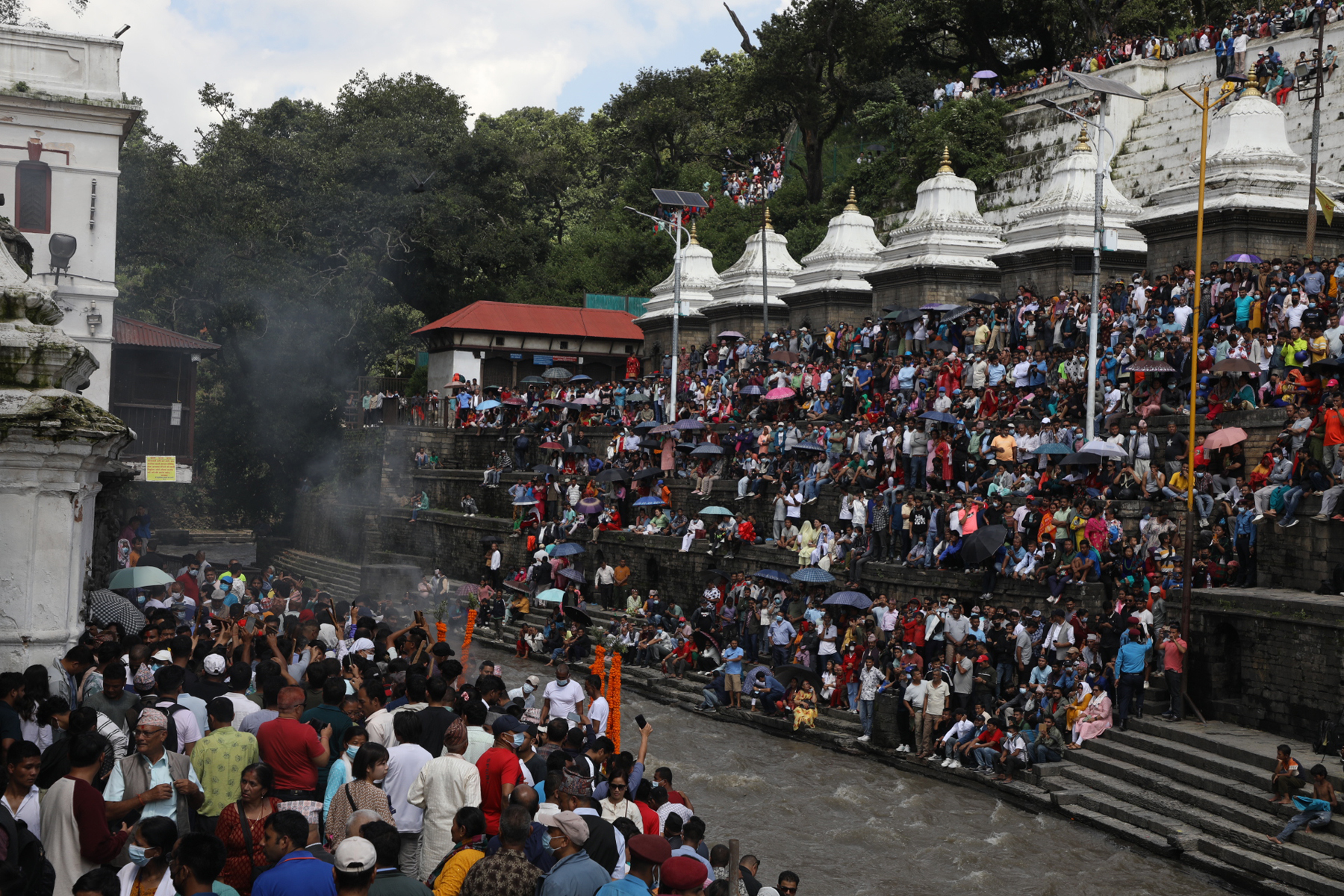 public pashupati11694698694.JPG